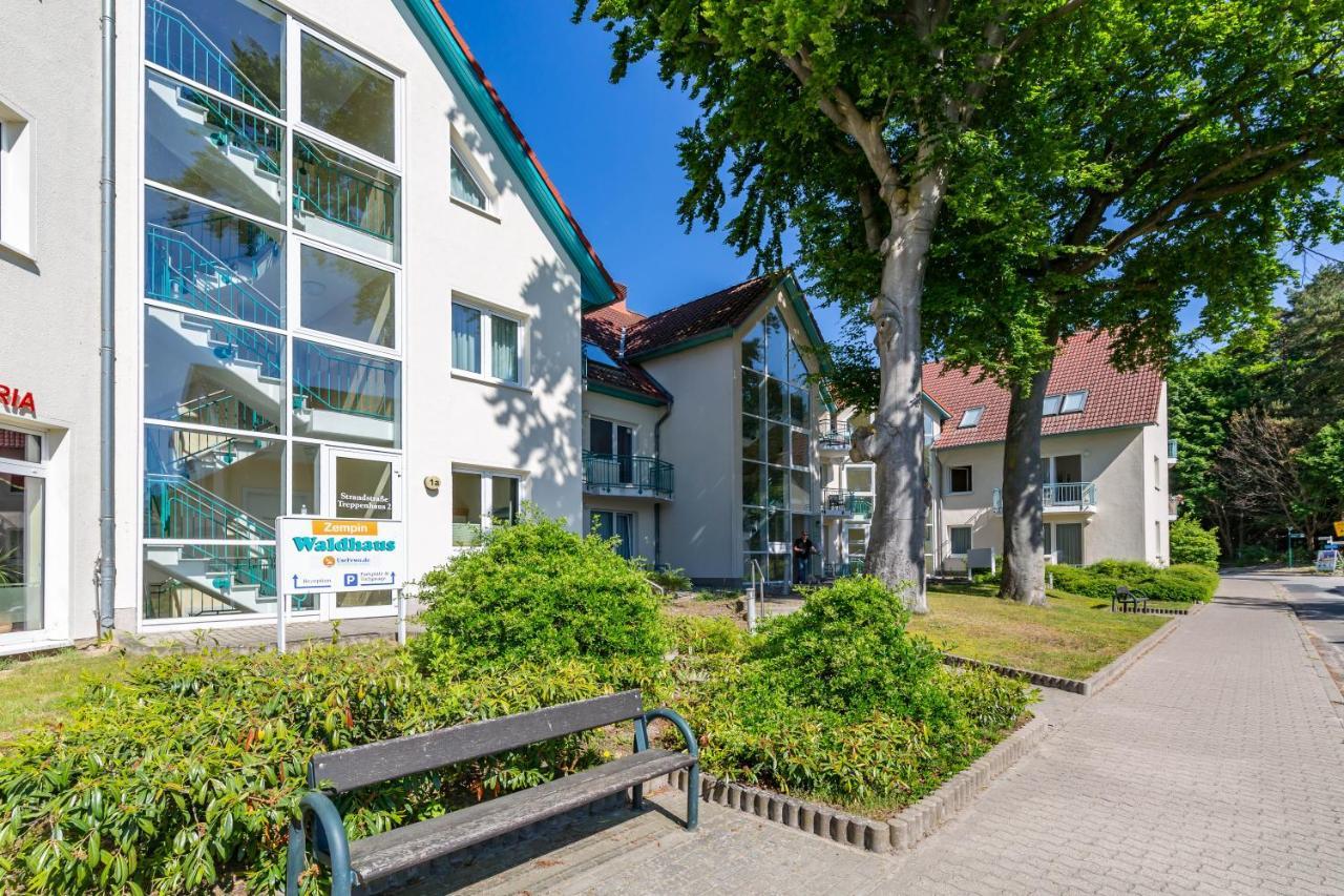 Apartment Diana Mit Terrasse Zempin Exterior photo